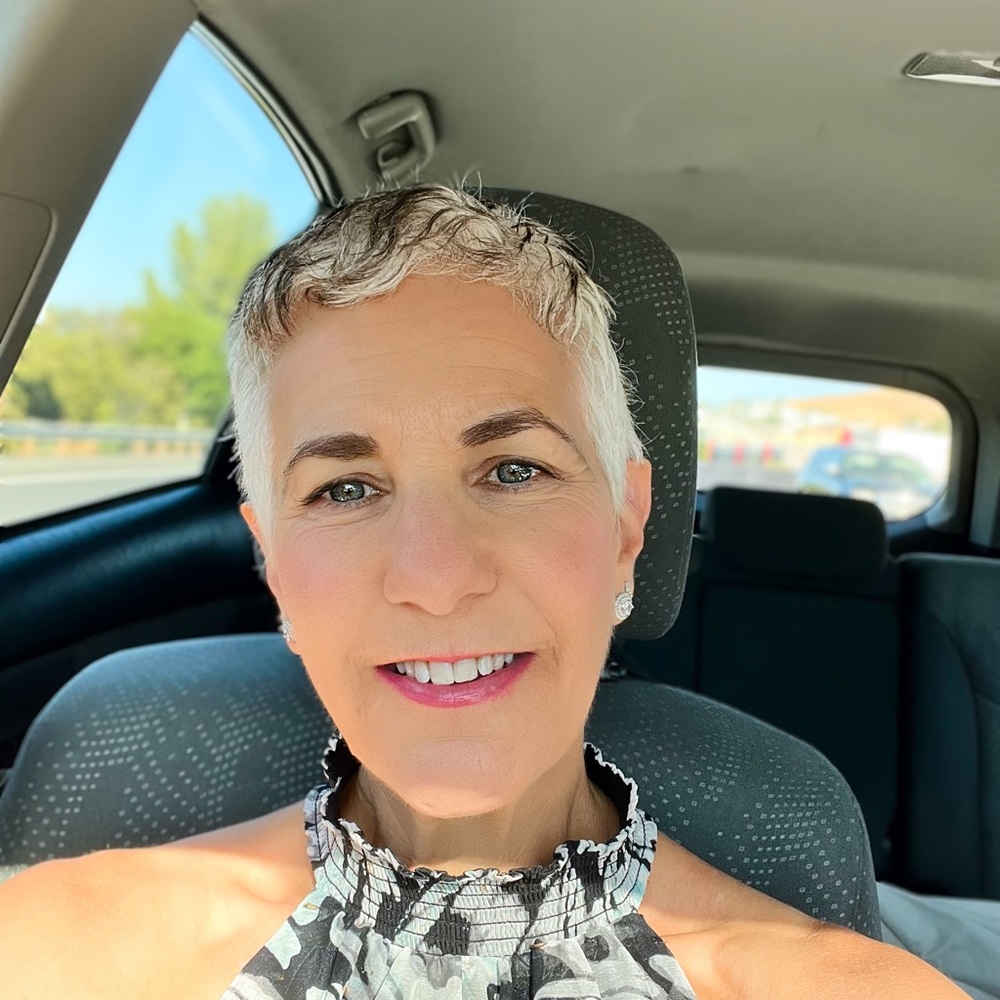 Meet your Posher, Michele